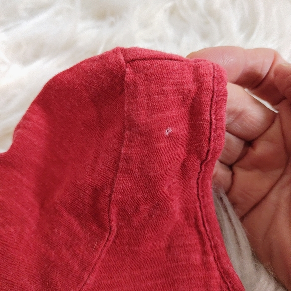 ❤️ Anthropologie postage stamp red multicolored owl top XSP - Picture 6 of 6